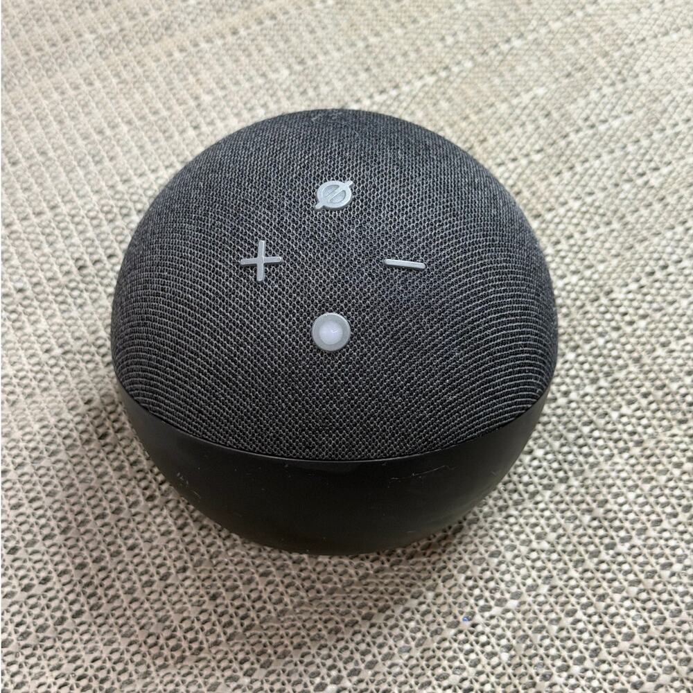 Amazon Echo Dot 4th Gen Smart Speaker B7W64E Tested Deregistered Black w/Power